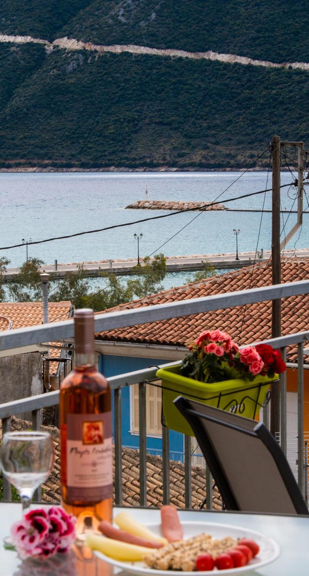 Mediterraneo Studios Vasiliki  Luaran gambar