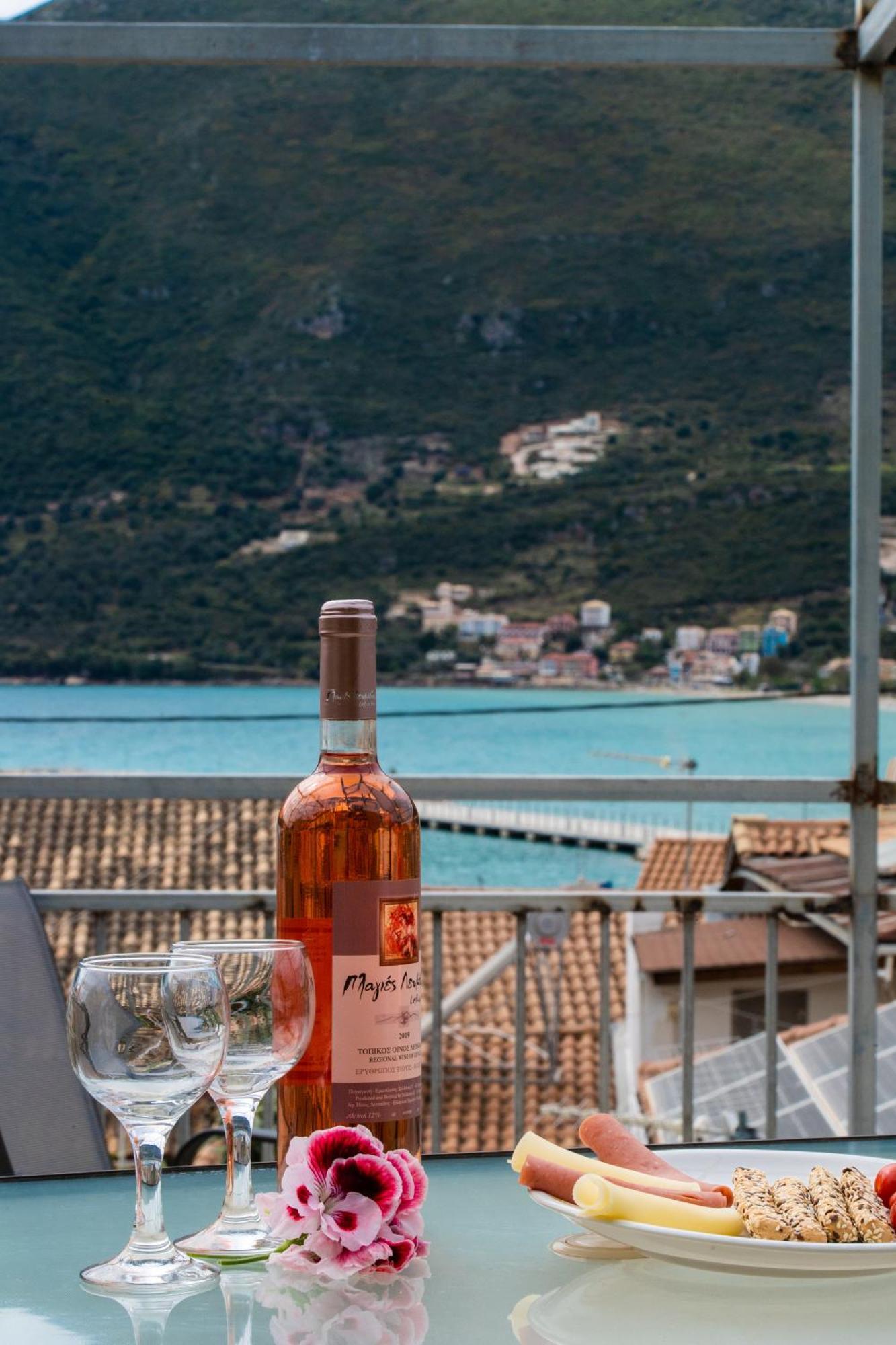 Mediterraneo Studios Vasiliki  Luaran gambar