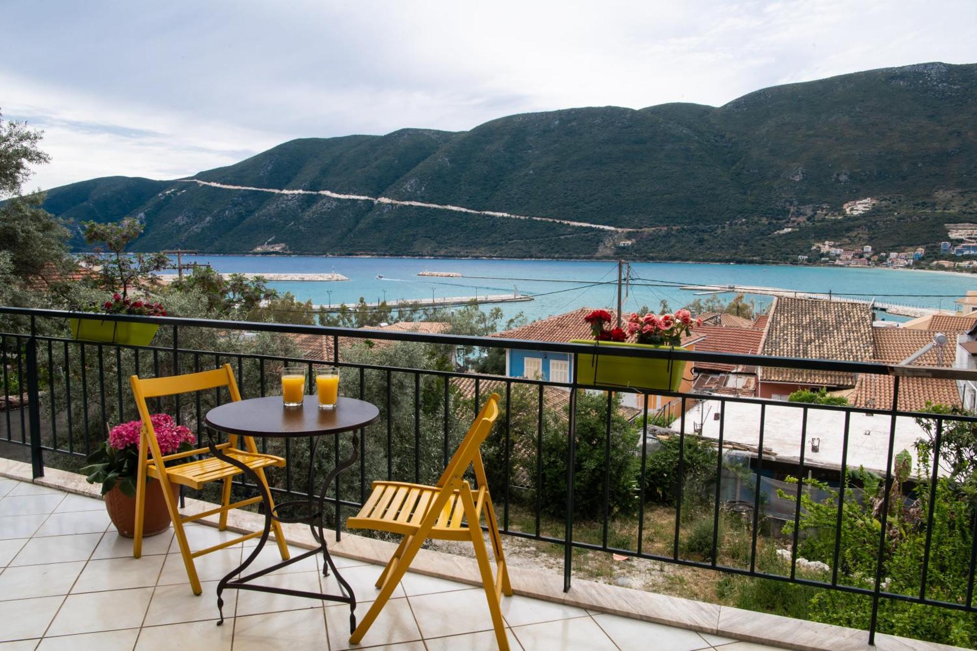 Mediterraneo Studios Vasiliki  Luaran gambar