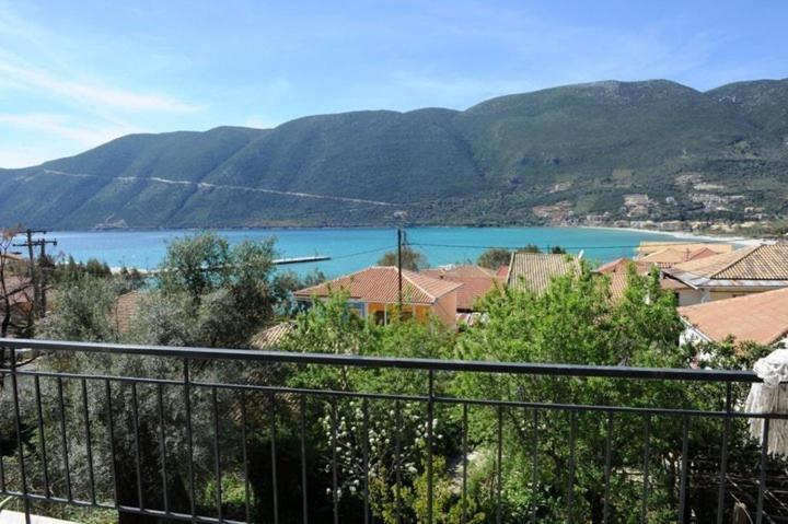 Mediterraneo Studios Vasiliki  Luaran gambar